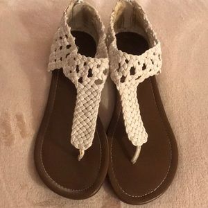 Sandals 🦄 CLOSET CLOSING 🦄